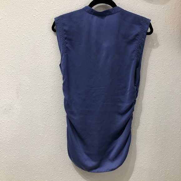 Button-Up Top - Picture 2 of 8